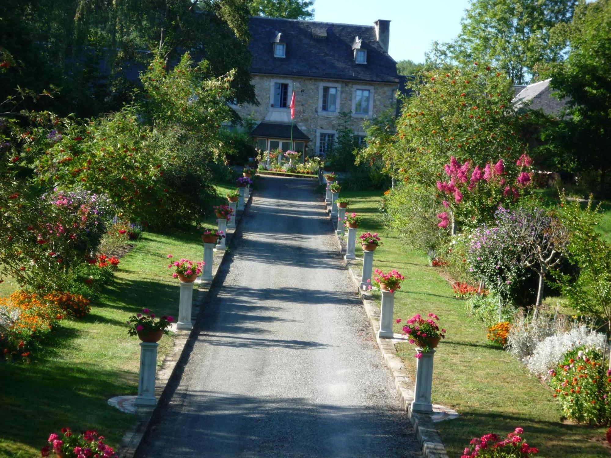 Domaine Vega Bed & Breakfast Saint-Arroman  ภายนอก รูปภาพ